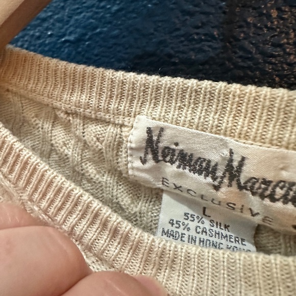 Vintage Neiman Marcus Textured Knit Sweater – Size Large - Picture 3 of 3